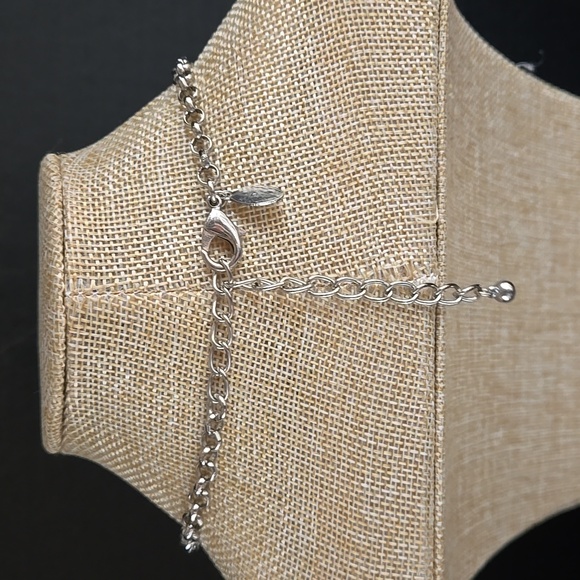 Chico's Silver Ornate Necklace. In Like New Condition. Gorgeous! - Picture 8 of 12